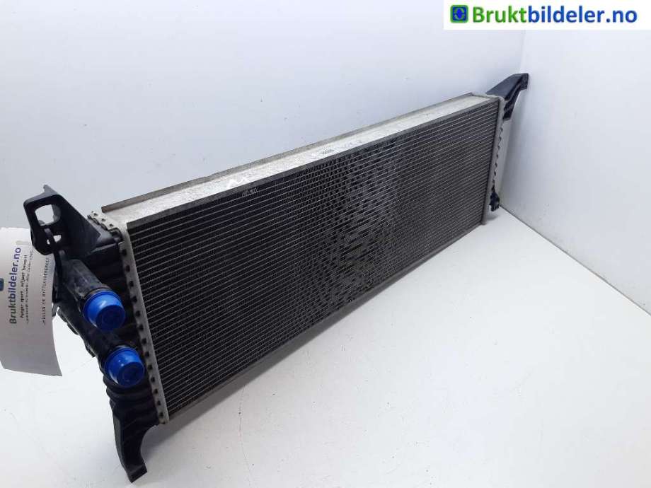 Radiator (automat gir) til VW Transporter / Caravelle, 2019-->> (T6.1) (T6.1) (VOLKSWAGEN|7E0 121 212 B)