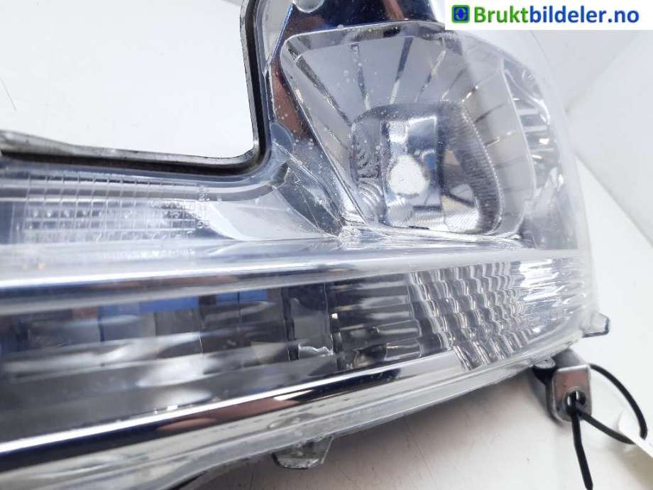 Tåkelykt høyre foran til Peugeot 508 2011-2014 (Type I, Fase 1)  (PEUGEOT|6206 W2|46900999|9670476180)