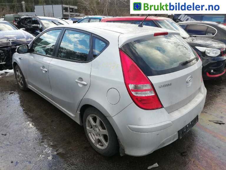 Støtfanger bak til Hyundai i30 2007-2012 (Type I)  (HYUNDAI|)