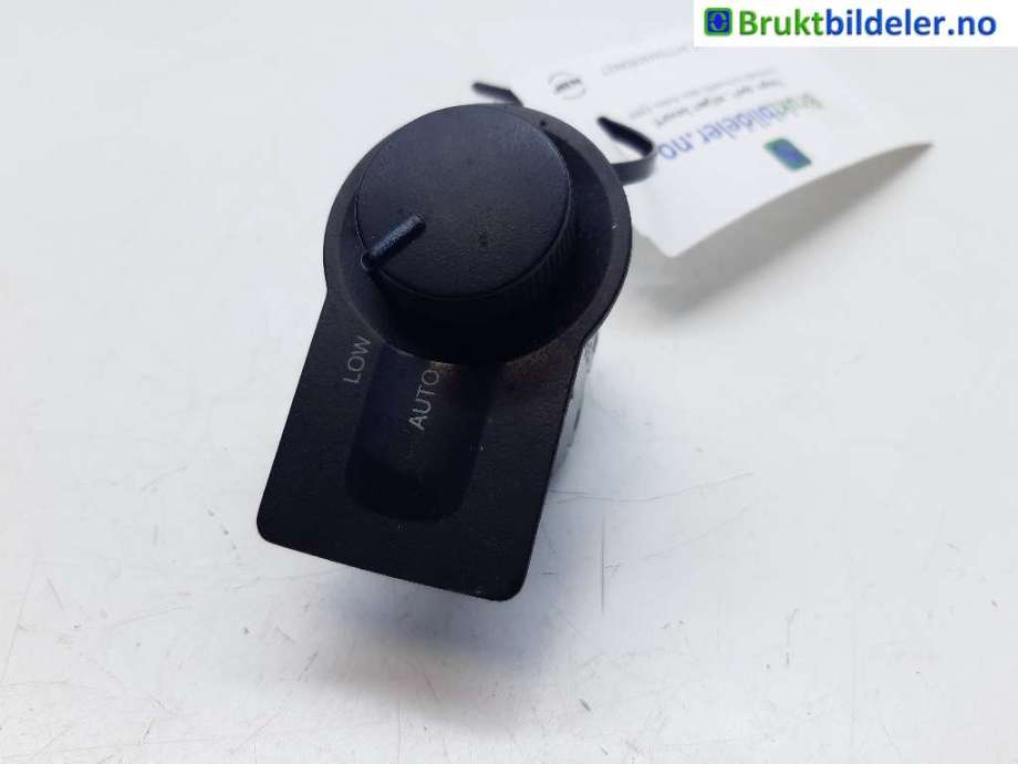 Bryter diverse til Hyundai Terracan, 2002-2007  (HYUNDAI|93260H1100)