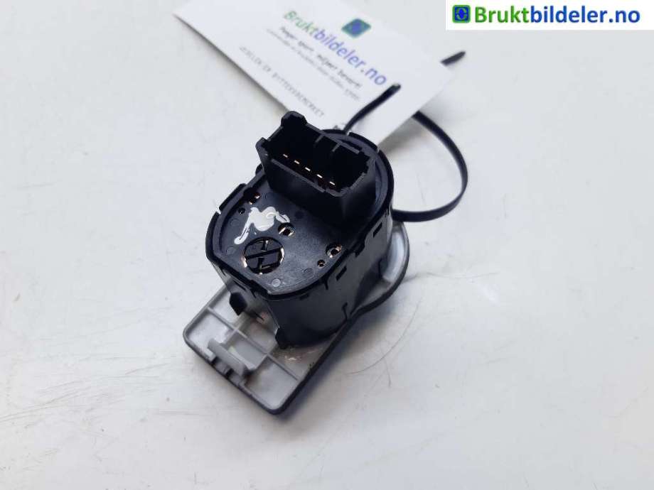Bryter diverse til Hyundai Terracan 2002-2007  (HYUNDAI|93260H1100|)