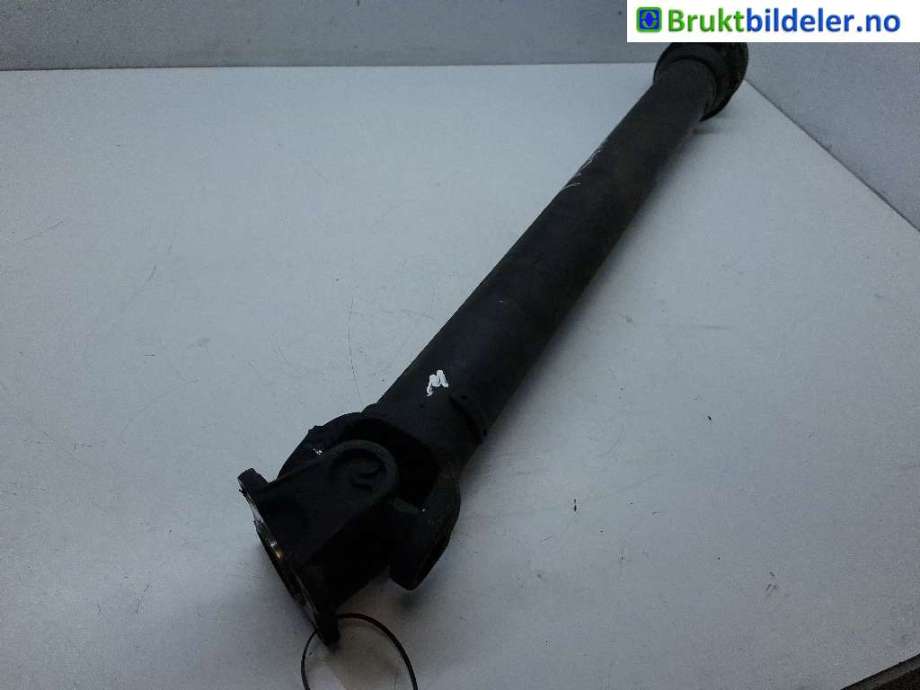 Mellomaksel fremre til Hyundai Terracan, 2002-2007  (HYUNDAI|49010H1101)