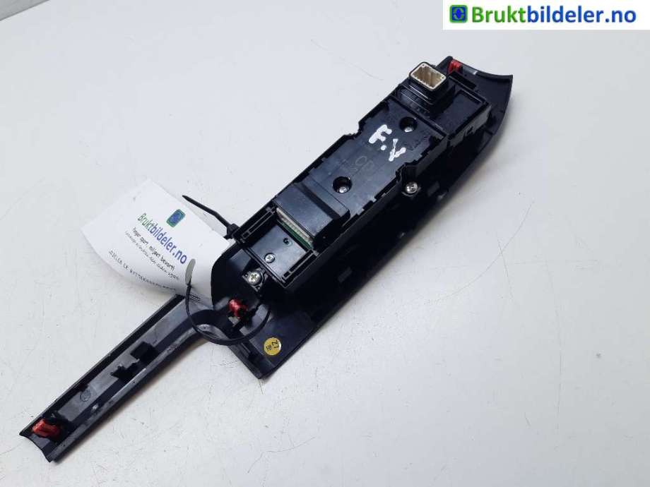 Bryter ruteheis til Toyota bZ4X 2022-->>  (TOYOTA|84040-42060|595-1Z24|TM4206)