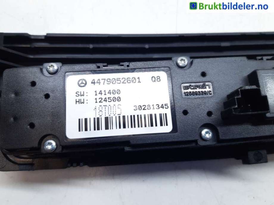 Bryter nødblink til Mercedes Vito 2014-->> (W447) (W447) (MERCEDES|A 447 905 26 01|141400|18T005 30281345)