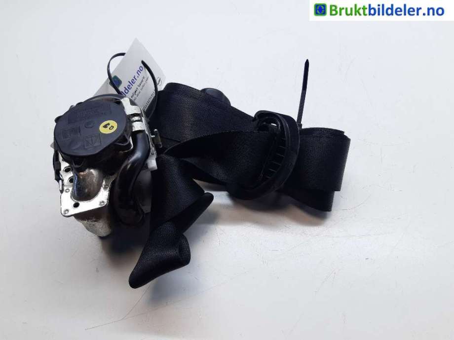 Sikkerhetsbelte foran venstre til Mercedes Vito 2014-->> (W447) (W447) (MERCEDES|A 447 860 36 85|629520200C|)