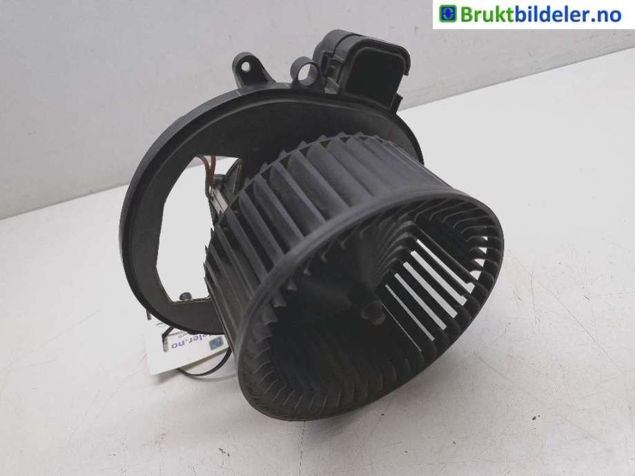 Varmeapparat motor til BMW 3-Serie 2012-2018 (F30/F31/F34) (F30/F31/F34) (BMW|64 11 9 350 395|T903542 A|)