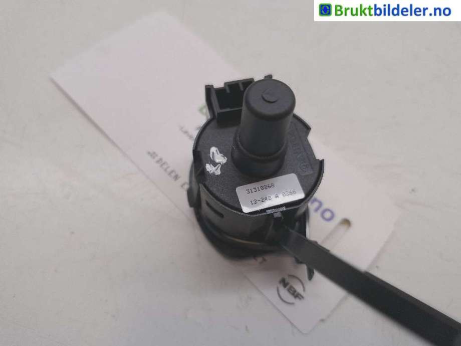 Bryter diverse til Volvo XC70 2008-2013 (Type II, Fase 1)  (VOLVO|31318268|)