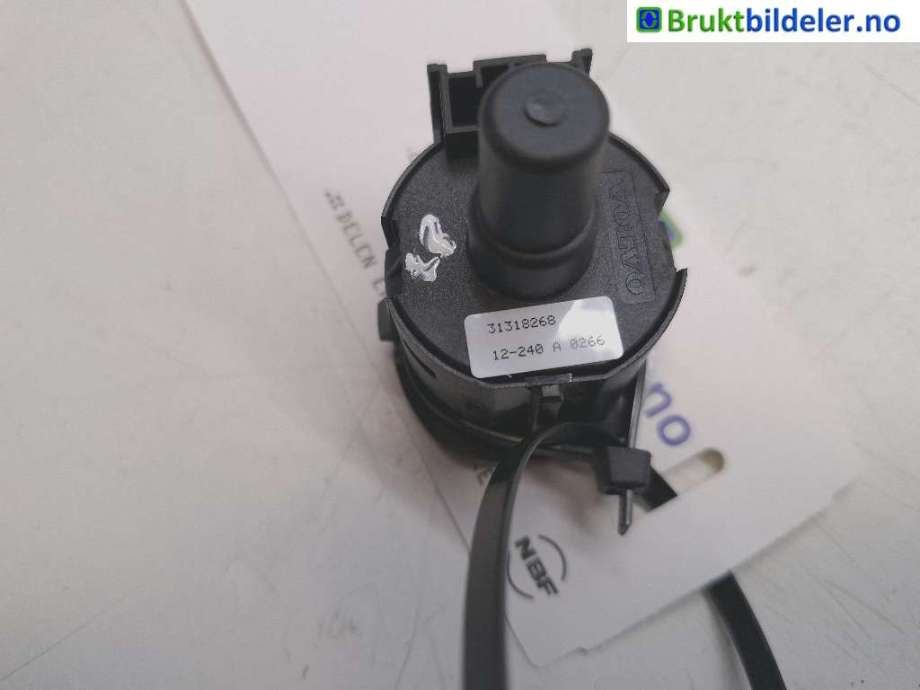 Bryter diverse til Volvo XC70 2008-2013 (Type II, Fase 1)  (VOLVO|31318268|)
