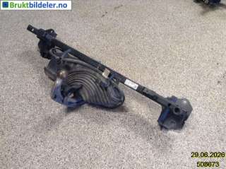 Hengerfeste til BMW i4, 2021->> (G26) (G26) (BMW IX4|51 12 5 A48 082|303 471 600 011)