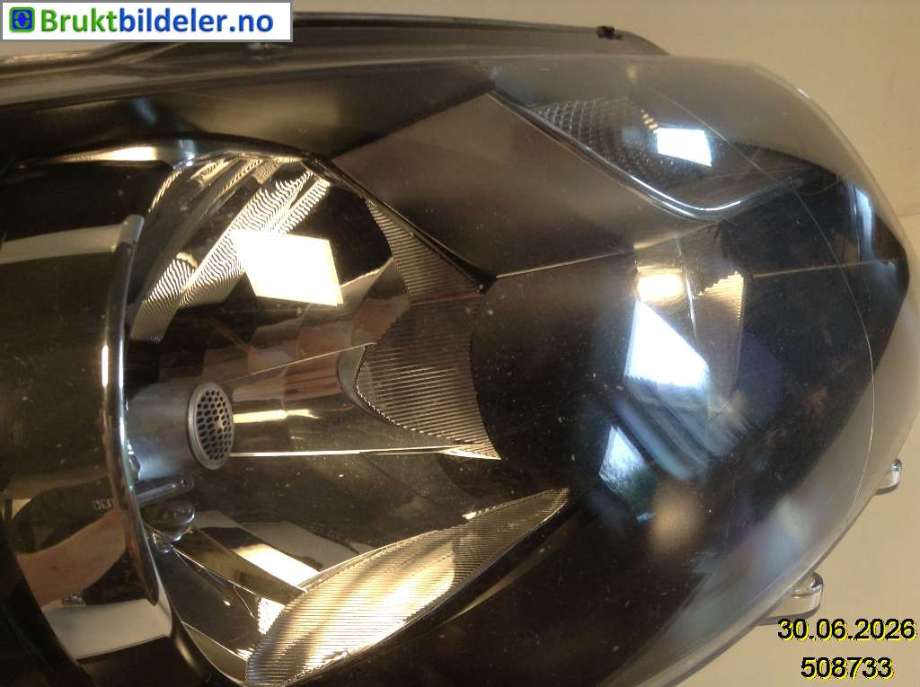 Frontlykt høyre halogen til VW Transporter / Caravelle 2003-2009 (Fase 1) (T5) (T5) (7E1 941 016 H|0 301 254 302 00|)