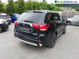 Baklykt høyre til Mitsubishi Outlander, 2015->> (Type III, Fase 2)  (MITSUBISHI|)
