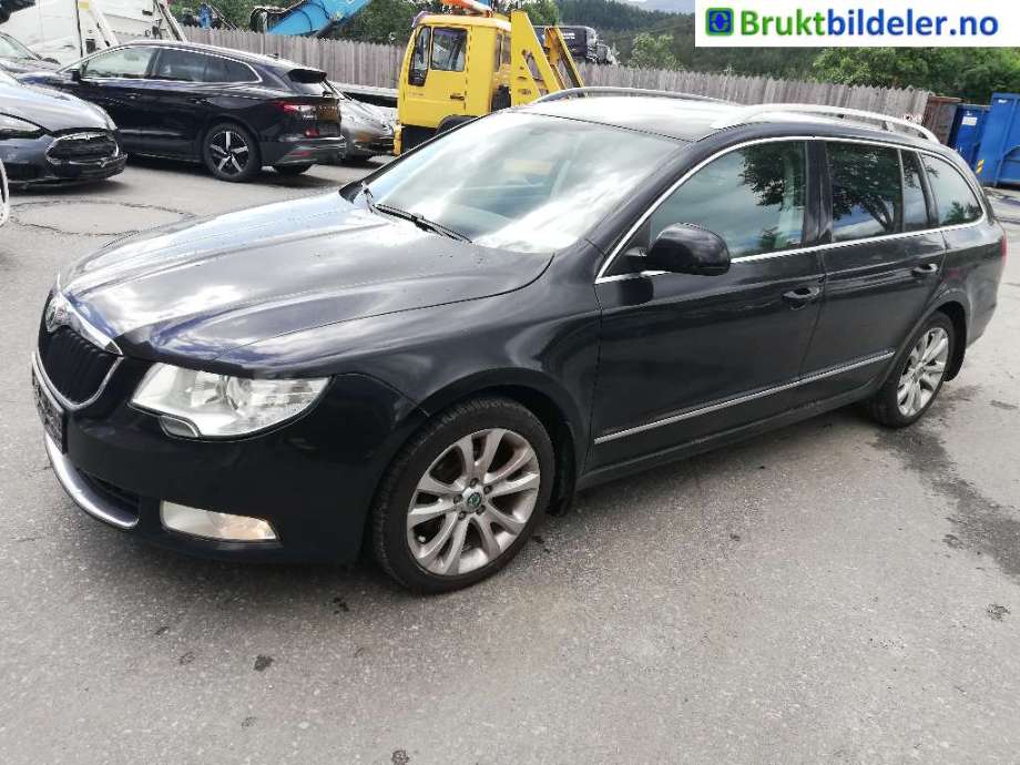 Frontlykt venstre xenon til Škoda Superb, 2008-2015 (Type II) (SKODA|)