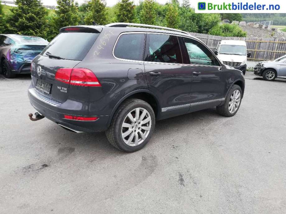 Dør høyre bak til VW Touareg, 2007-2010 (Type I, Fase 2)  (VOLKSWAGEN|)