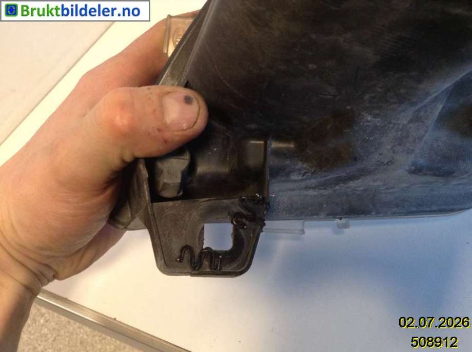 Frontlykt høyre xenon til Mercedes Vito/Viano 2010-2014 (Fase 2) (W639) (W639) (MERCEDES|A 639 820 29 61|1ZS 009 627-32|)