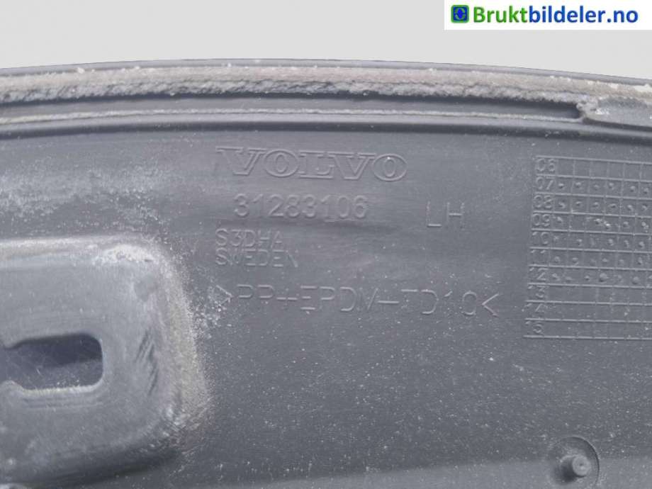 Hjulbuelist venstre bak til Volvo XC70, 2008-2013 (Type II, Fase 1) (VOLVO|31283106)