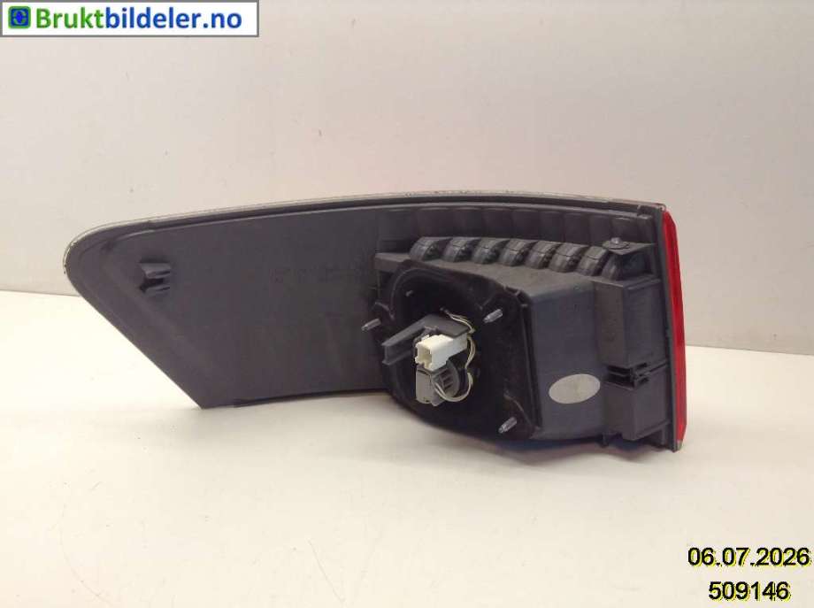 Baklykt høyre til Toyota Avensis 2009-2015 (Type III, Fase 1) (TOYOTA|8155105250|)