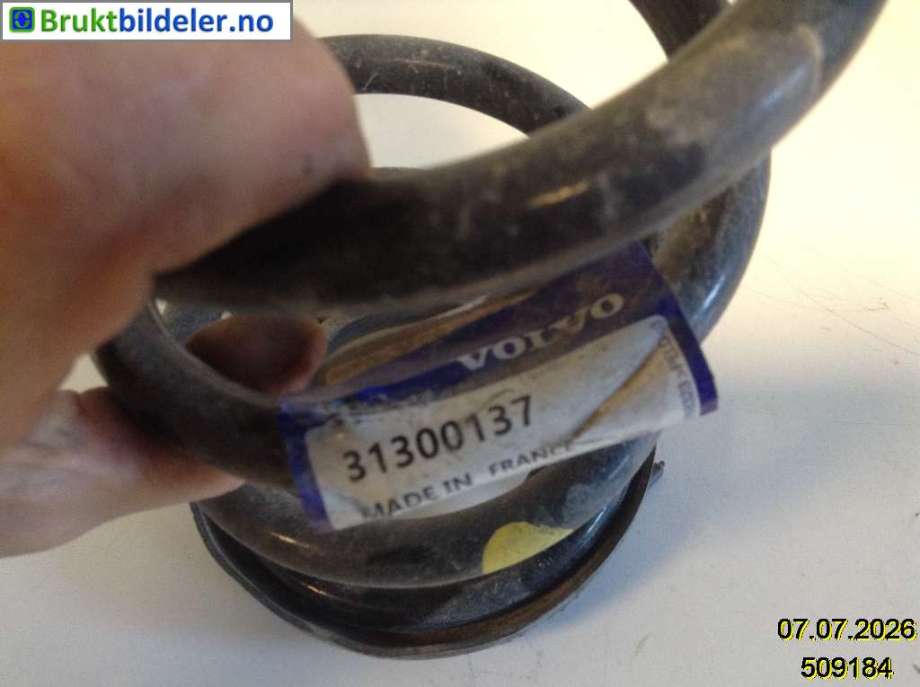 Fjær bak spiralfjær til Volvo XC70 2008-2013 (Type II, Fase 1) (VOLVO|31300137|)
