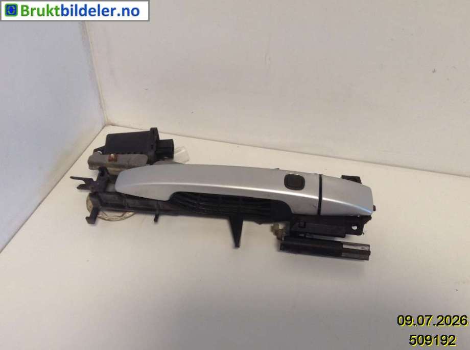 Dørhåndtak utv høyre til Subaru Forester 2008-2013 (Type III) (SUBARU|61142AJ020||61160FG040TI)