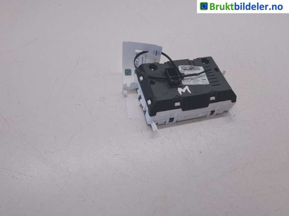 Multimedia display (MCU - Media Controller Unit) til Ford Fiesta 2008-2012 (Type VI, Fase 1)  (FORD||B4J45 V004501|BA6T-18B955-FA)