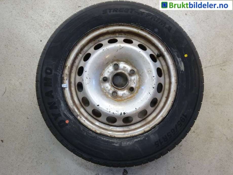 Hjulsett stål sommer til VW Caddy 2010-2015 (Type III, Fase 2)  (VOLKSWAGEN|DYNAMO|6JX15 ET47 5X112|2K0 601 027 B)