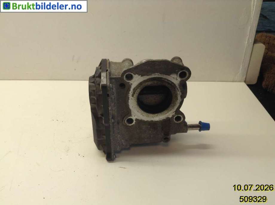 Spjeldhus til Toyota iQ 2009-2014  (TOYOTA|22030-40010|)
