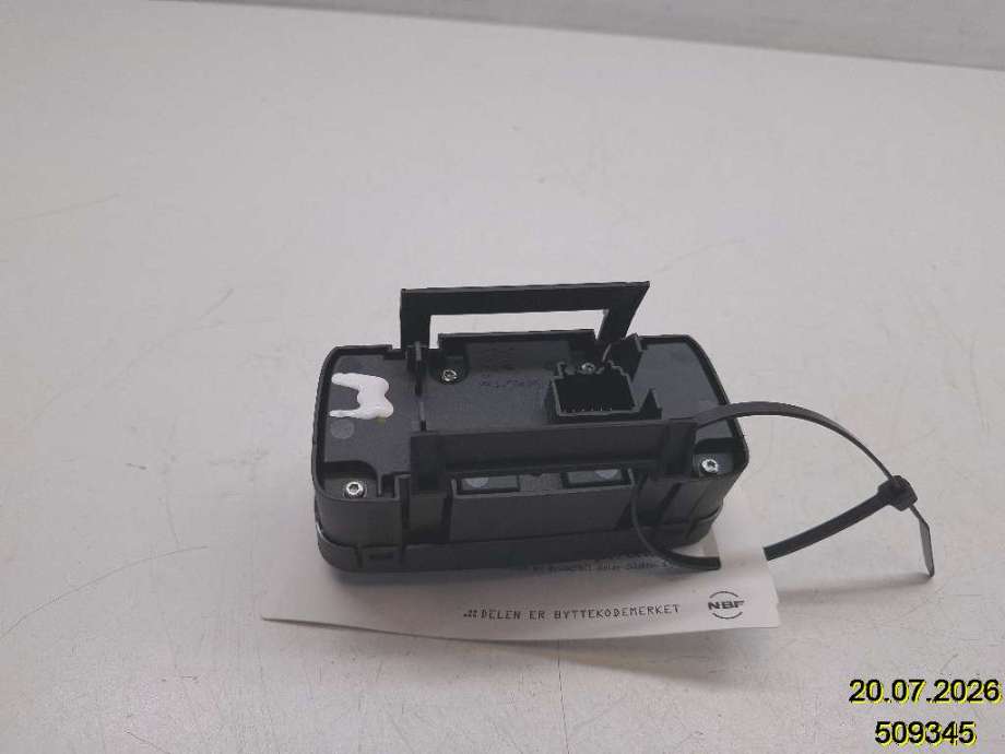 Bryter lys til Ford Fiesta 2008-2012 (Type VI, Fase 1)  (FORD|BA6T 13A024 BA|)