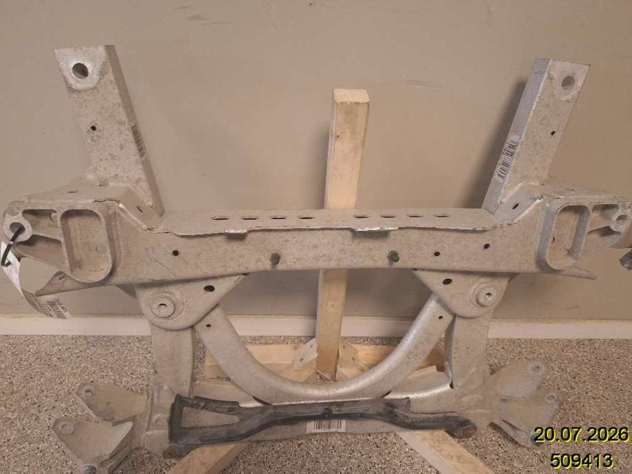 Travers foran hoved til BMW i3 2013-2022 (BMW|31 10 6 857 710||31 10 6 852 507)