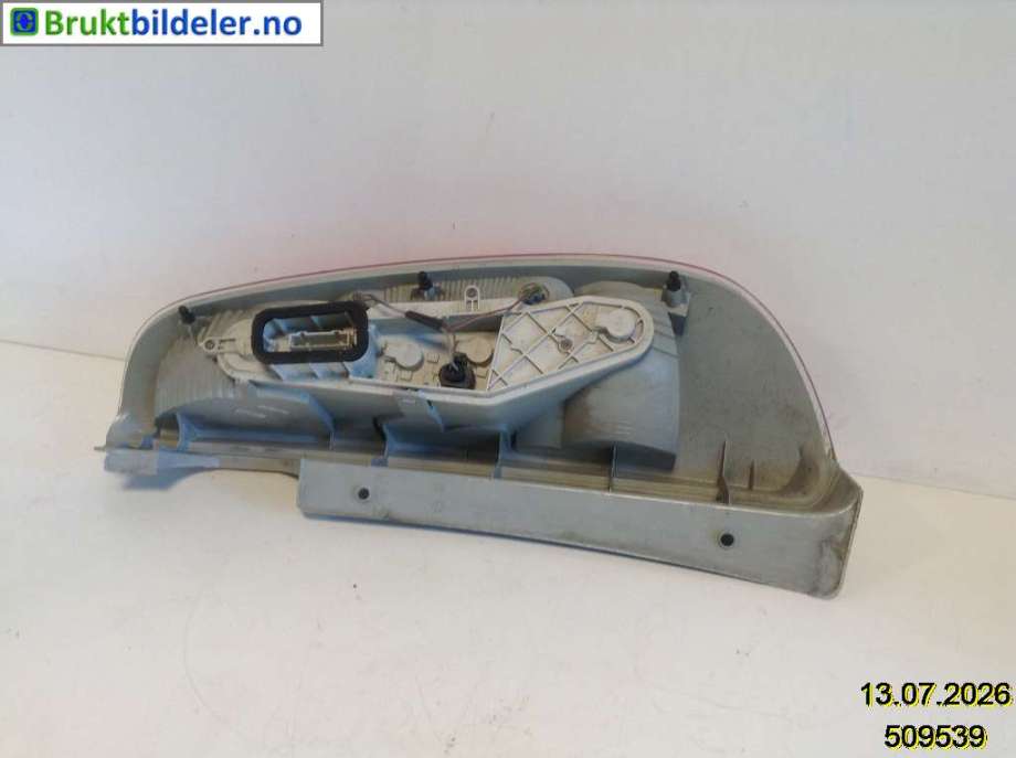 Baklykt venstre til Škoda Roomster 2010-2015 (Fase 2) (SKODA|5J7 945 095||5J7 945 111)