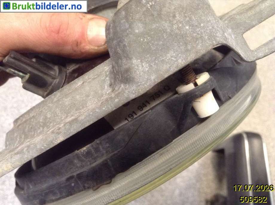Frontlykt venstre halogen til VW Golf II 1984-1991  (VOLKSWAGEN|191 941 751 Q|)