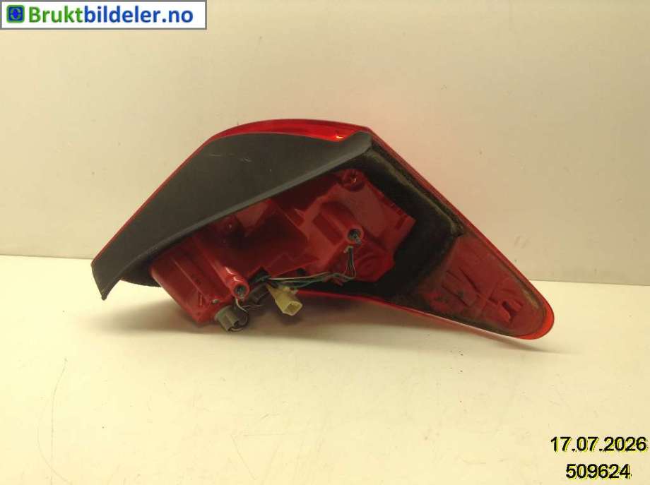 Baklykt venstre til Toyota RAV4 2006-2009 (Type III, Fase 1) (TOYOTA|81561-42090||8156142091)