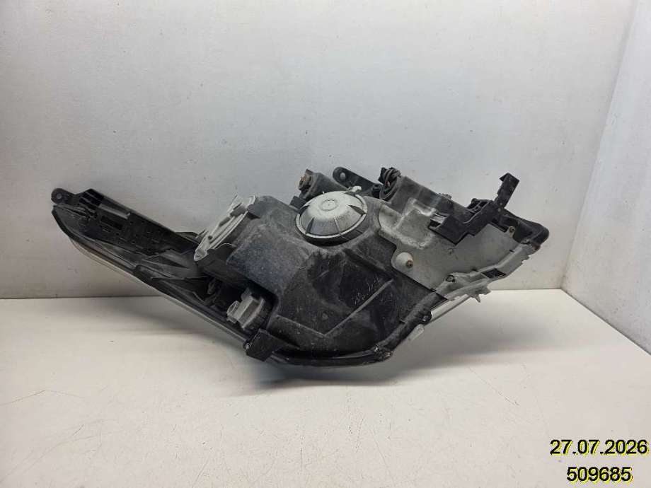 Frontlykt venstre halogen til Toyota Avensis 2009-2015 (Type III, Fase 1) (TOYOTA|8117005310||81126-05310)