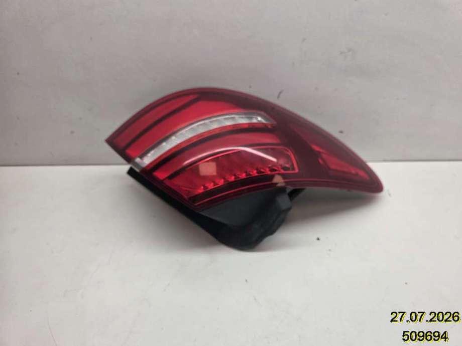 Baklykt venstre til Mercedes B-Klasse 2011-2018 (W246) (W246) (MERCEDES|A 246 906 87 00|)