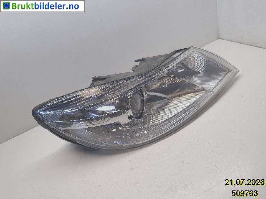 Frontlykt høyre xenon til Škoda Octavia, 2009-2013 (Type II, Fase 2)  (SKODA|1Z1 941 018 T)