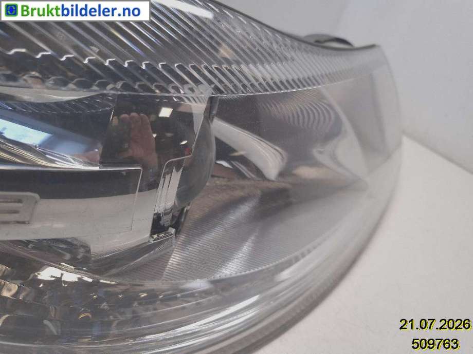 Frontlykt høyre xenon til Škoda Octavia 2009-2013 (Type II, Fase 2) (SKODA|1Z1 941 018 T|)