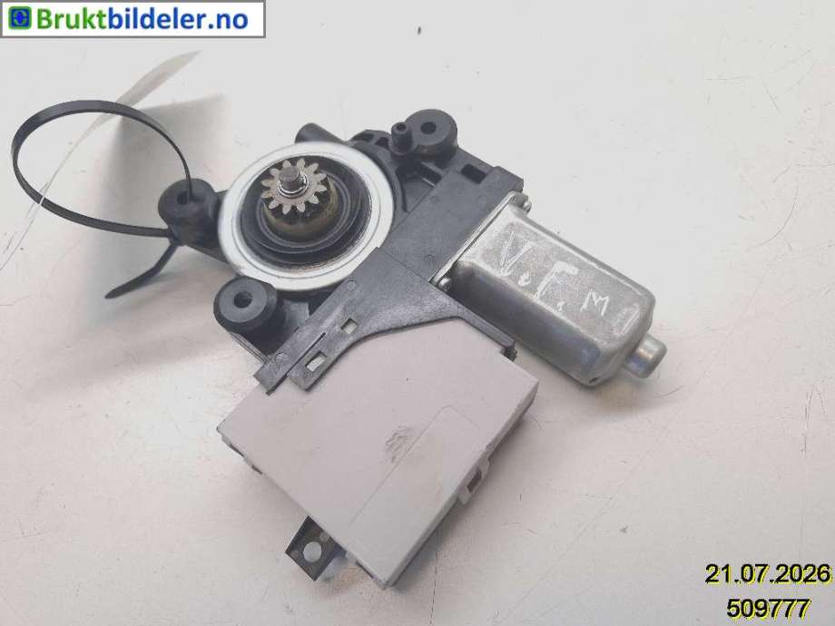 Ruteheis venstre foran til Ford Kuga 2008-2012 (Type I) (FORD|7M5T-14B533 AF|979037-100|)