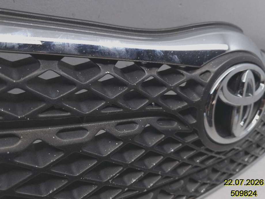 Grill til Toyota Corolla 2002-2007 (TOYOTA|531111A902|)