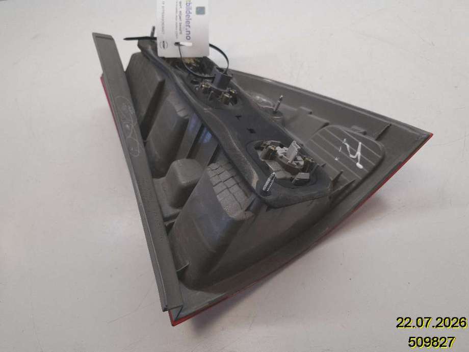 Baklykt venstre til Toyota Corolla 2002-2007  (TOYOTA|8156113550|)