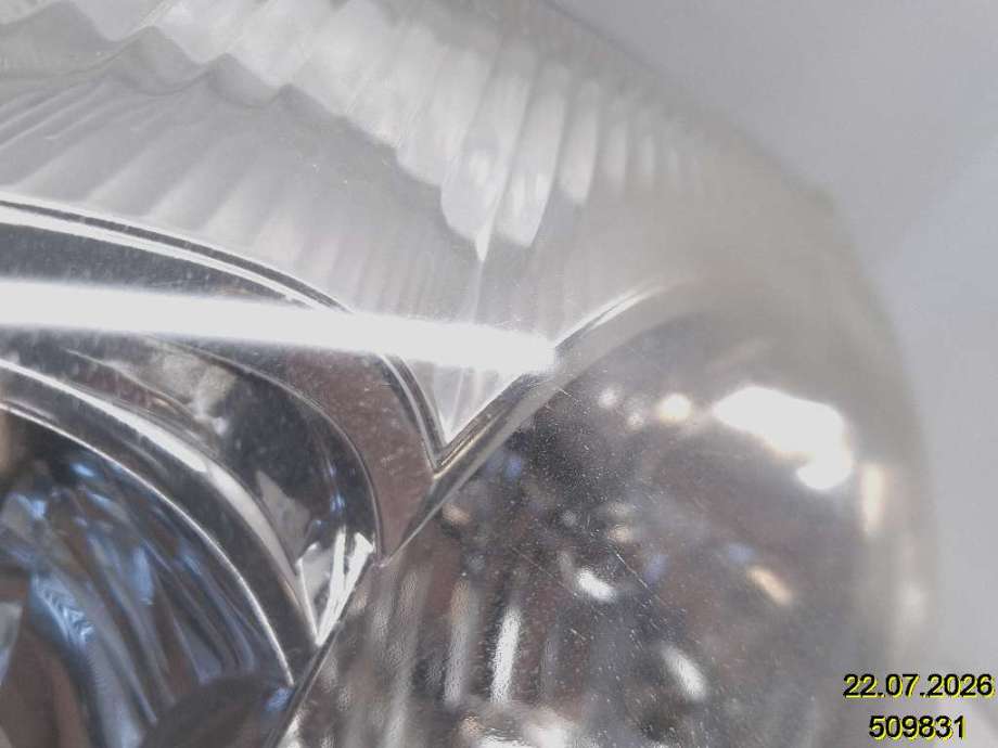 Frontlykt venstre halogen til Toyota Corolla 2002-2007 (TOYOTA|8117002190|)