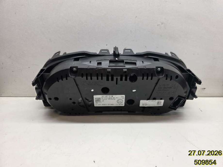 Instrumentpanel til Škoda Superb 2015-->> (Type III)  (SKODA||3V0 920 711 B)