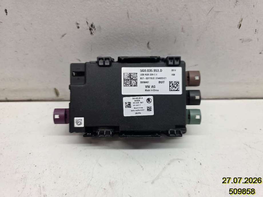 Bilstereo diverse til Škoda Superb, 2015-->> (Type III)  (SKODA|5G0 035 953 D)