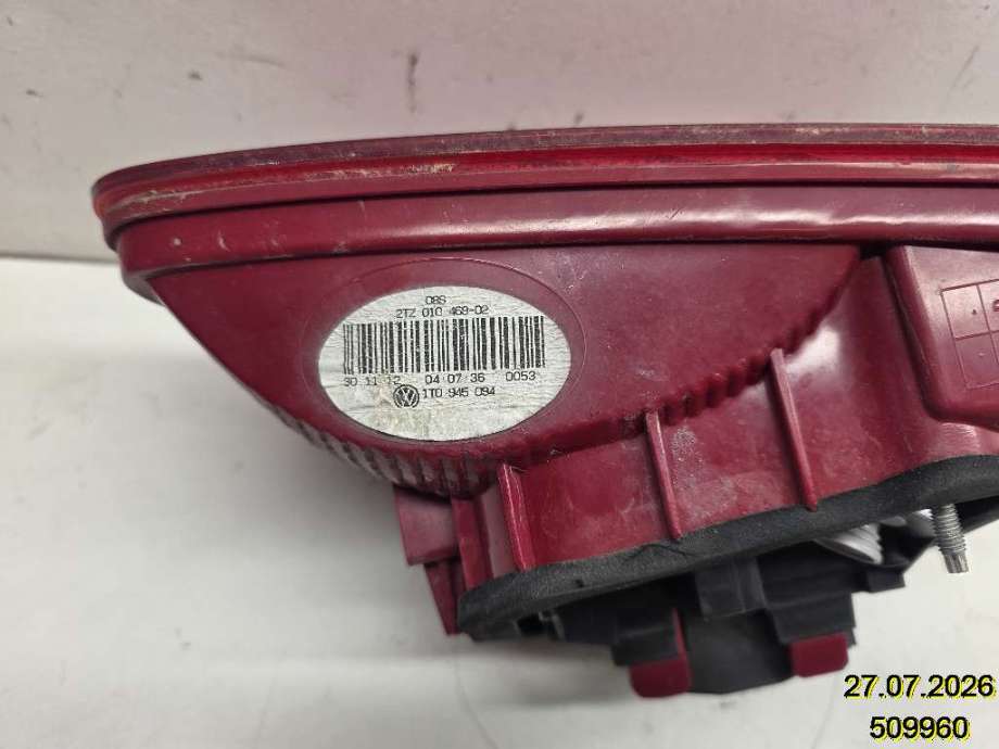 Baklykt høyre indre til VW Touran 2010-2015 (Type I, Fase 3) (VOLKSWAGEN|1T0 945 094 A|)
