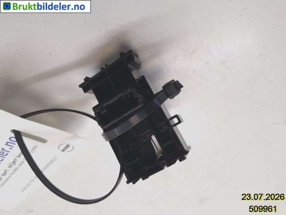 Bryter ruteheis til Toyota bZ4X 2022-->> (TOYOTA|84810-12110|336-1U24|)