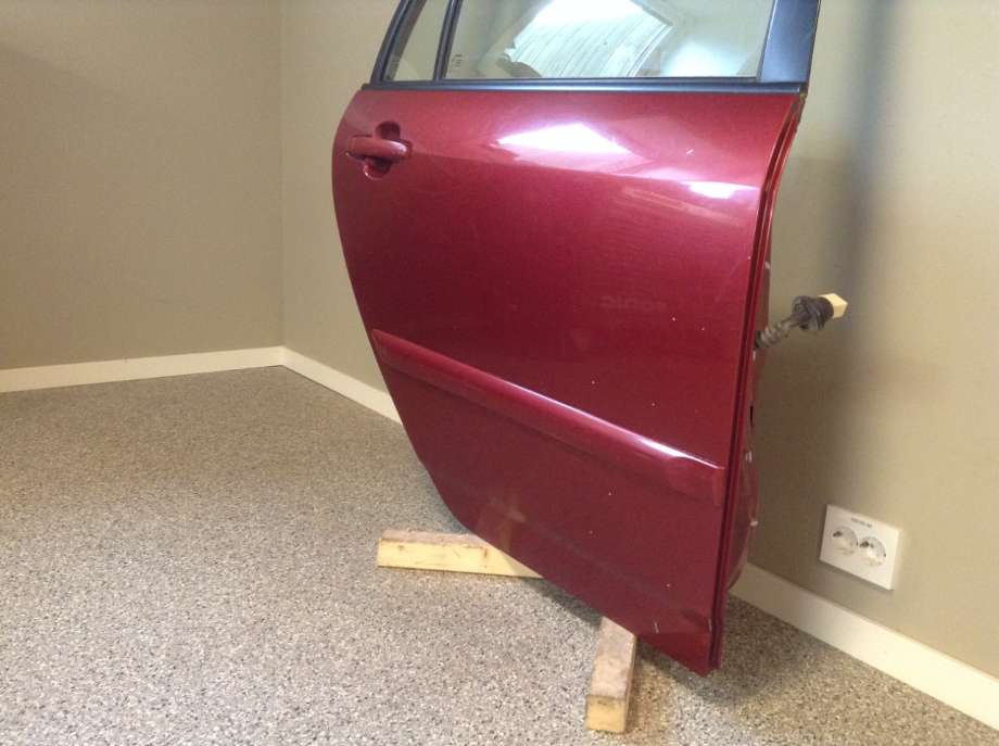 Dør høyre bak til Toyota Corolla 2002-2007 (TOYOTA|6700302220|)