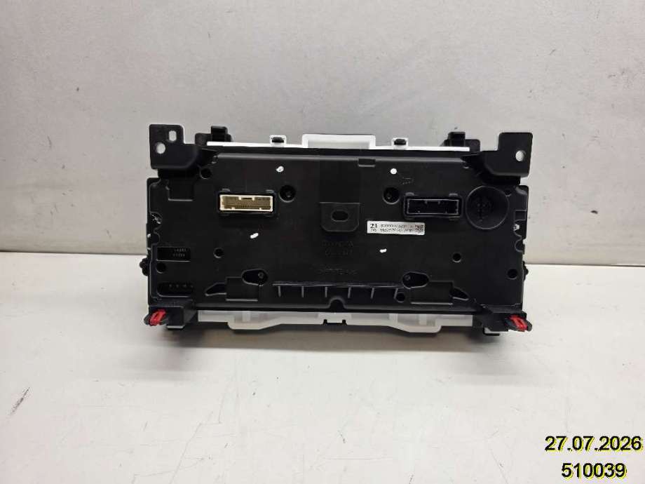 Instrumentpanel til Toyota Yaris 2020-->> (Type IV)  (TOYOTA|83800-K0231|)