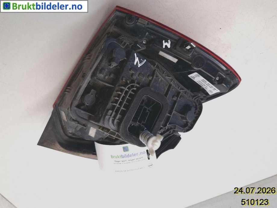 Baklykt høyre til VW Polo 2014-2017 (Type V, Fase 2) (VOLKSWAGEN|6C0 945 112|0287314108|6C0 945 096 F)