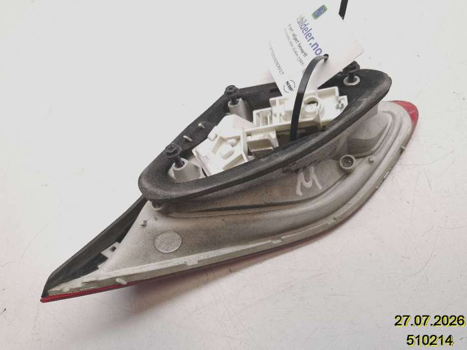 Baklykt venstre indre til Opel Astra J 2010-2015 (OPEL|13306455|)