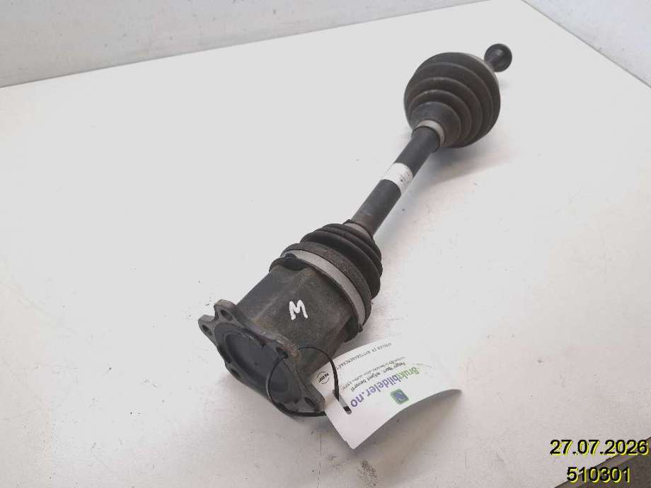 Drivaksel venstre foran til VW Touran, 2010-2015 (Type I, Fase 3) (VOLKSWAGEN|1K0 407 271 NT)