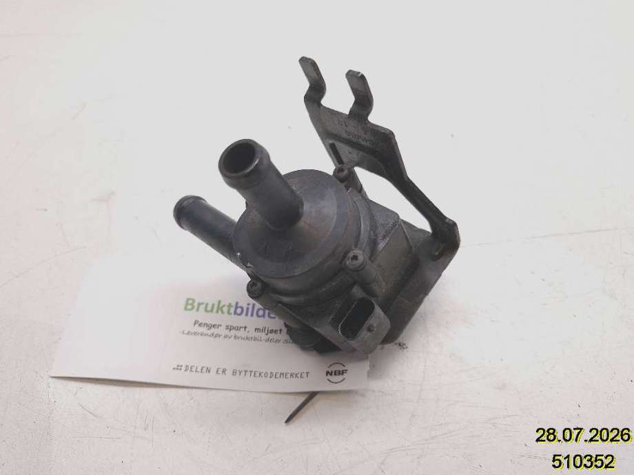 Sirkulasjonspumpe til Ford Focus 2014-2018 (Type III, Fase 2) (FORD|CM5G-8C419-AA|7 04559 02 0|)