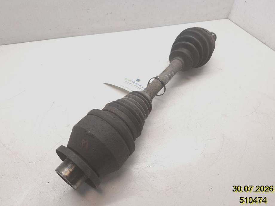Drivaksel venstre foran til VW Transporter / Caravelle 2009-2015 (Fase 2) (T5) (T5) (VOLKSWAGEN|7H0 407 271 AS|)
