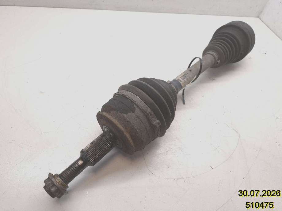 Drivaksel høyre foran til VW Transporter / Caravelle 2009-2015 (Fase 2) (T5) (T5) (VOLKSWAGEN|7E0 407 272 K|)